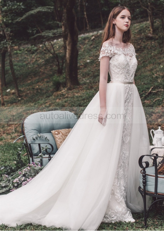 Beaded Ivory Lace Wedding Dress With Detachable Tulle Train